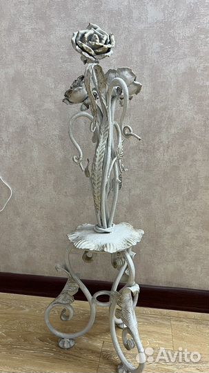 Кованные цветы для интерьера