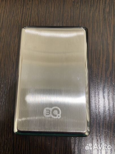 Внешний жесткий диск на 750гб