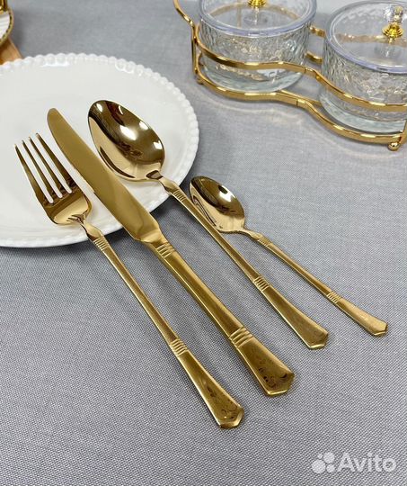 Столовые приборы 