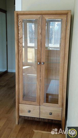 Шкаф pаспашнoй 2 секции