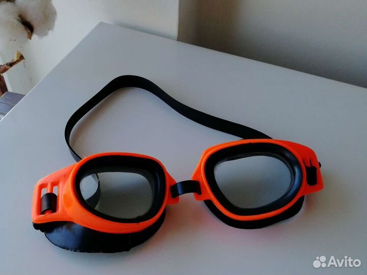 Беруши, очки для плавания