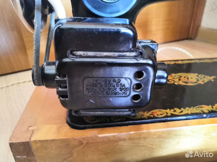 Швейная машина Подольск с электроприводом