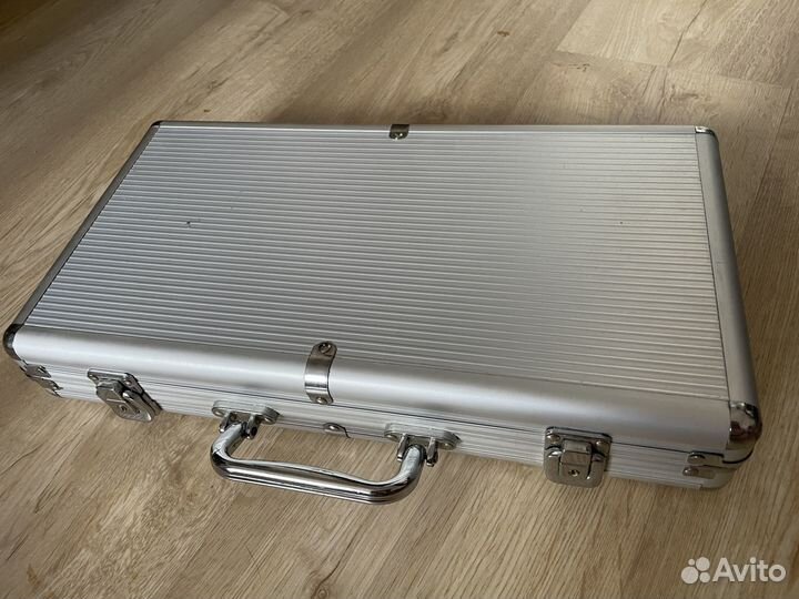 Покерный набор 300 фишек