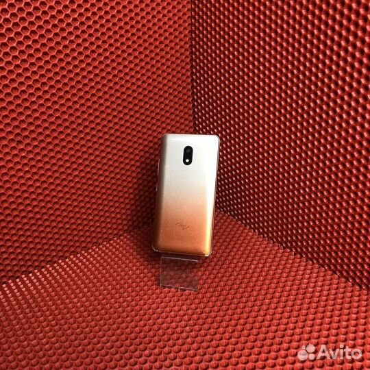Itel A16 Plus, 8 ГБ