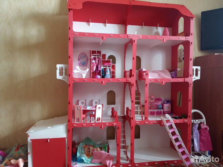 Домик кукольный