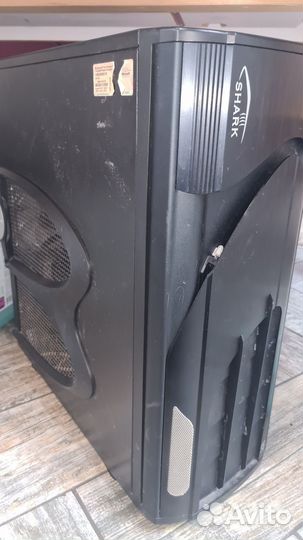 Компьютер средней мощности. Phenom x4Radeon 7800