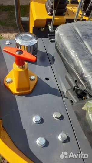 Мини-экскаватор HengWang HW-10, 2024