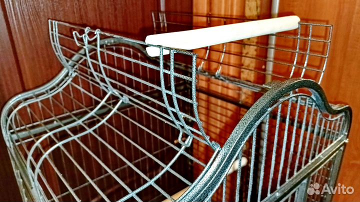 Большая клетка для попугая