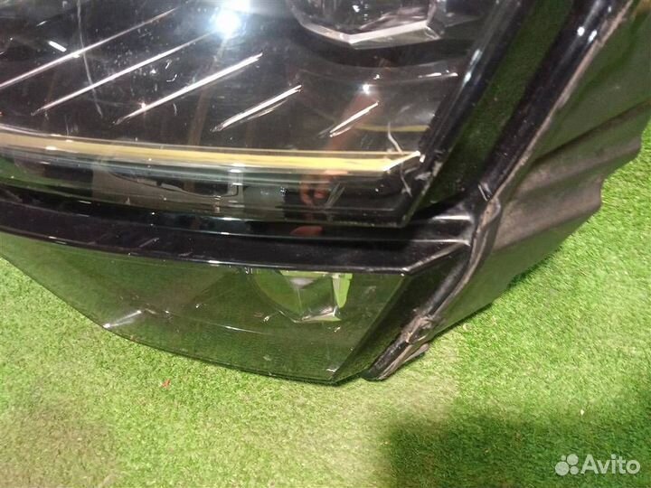 Фара левая Skoda Karoq 2017