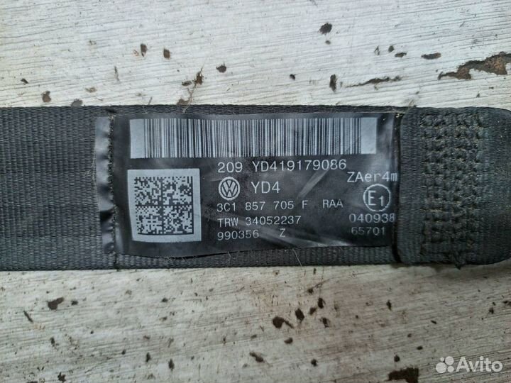 Ремни безопасности передние Passat B6 / CC