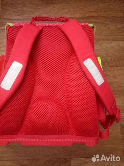 Рюкзак школьный для девочки