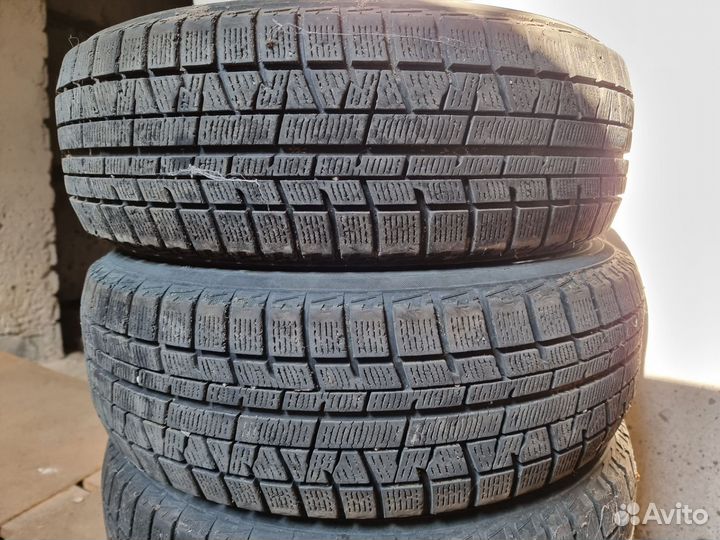 Yokohama Advan Winter 185/60 R15