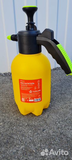 Распылитель с клапаном помповый 2.0L