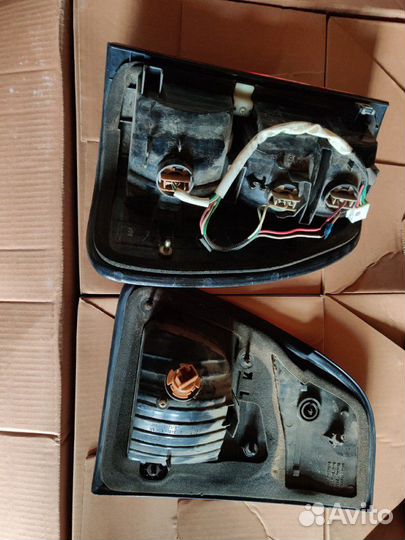 Toyota lend cruiser 100 задние фонари