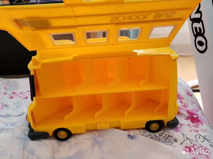 Автобус Робокар Поли