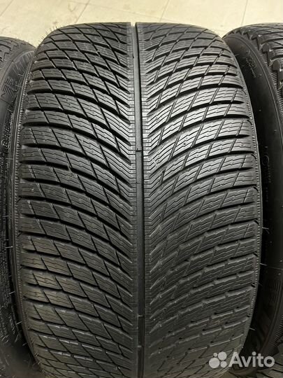Michelin Alpin 5 275/35 R21 и 315/30 R21