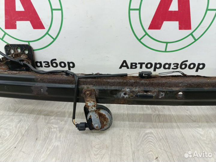 Усилитель бампера передний Ford Fusion CBK 1.4L