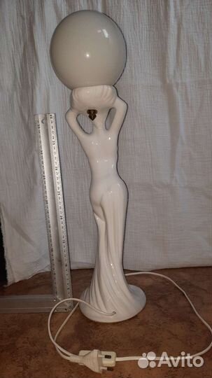 Светильник - Девушка с шаром над головой - h 60см