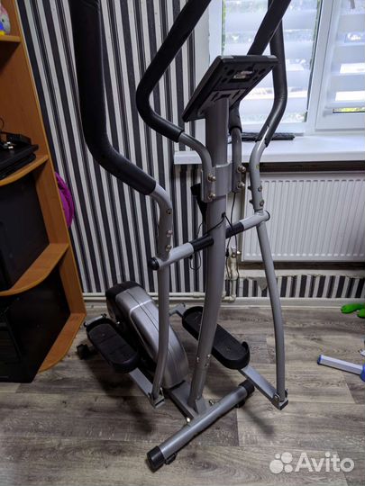 Эллиптический тренажёр