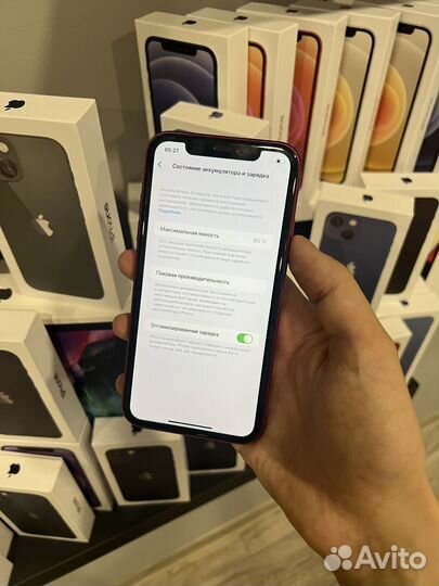 iPhone 11, 64 ГБ