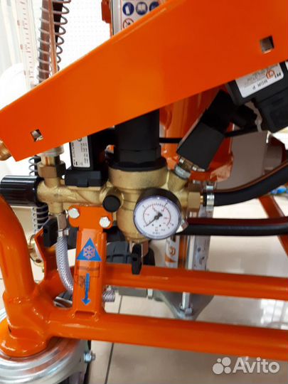 Штукатурная станция PFT G4 c насосом