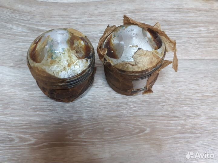 Поршня мотоцикл днепр,новые с кольцами