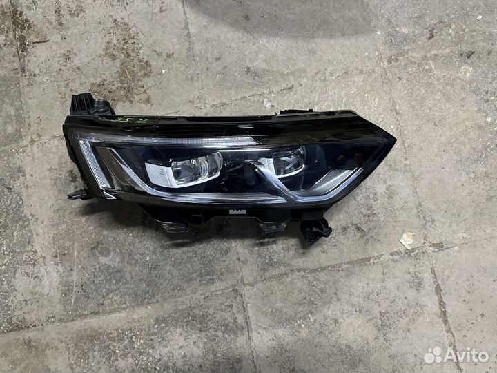 Фара правая renault koleos 2 led Рено Колеос лед