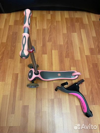 Самокат трехколесный Globber розовый