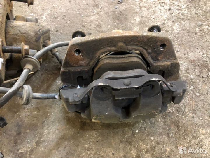 Суппорта передние Land Rover Range Rover 3