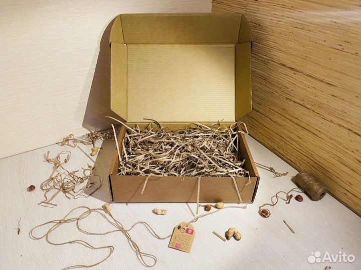 Подарочные и самосборные крафт коробки