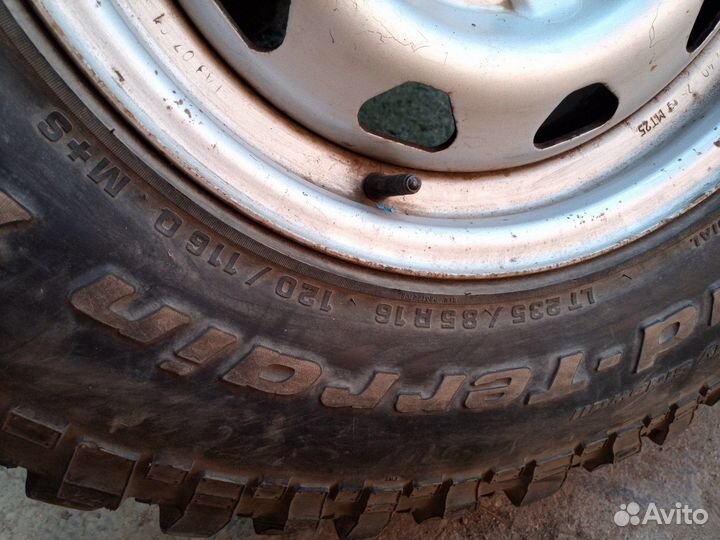 R16 Bfgoodrich Mud-Terrain T/A KM 235/85, PCD 5x139.7 DIA 108