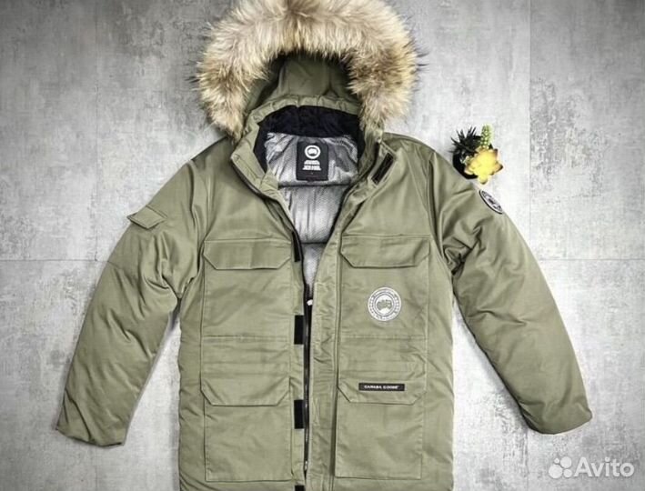 Куртка зимняя canada goose