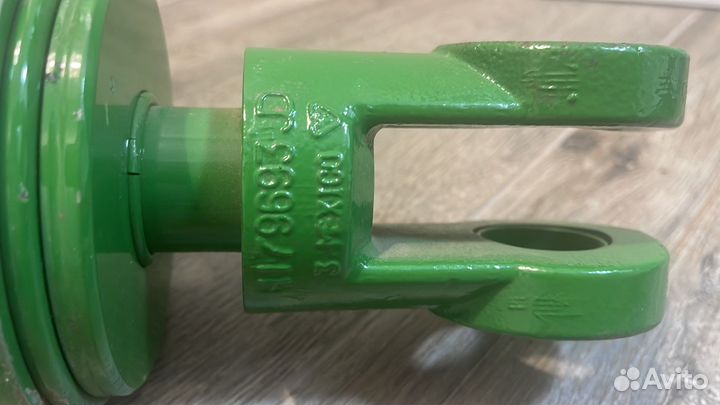 Гидроцилиндр John Deere