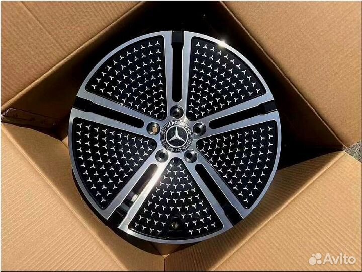 Кованые диски Mercedes R22