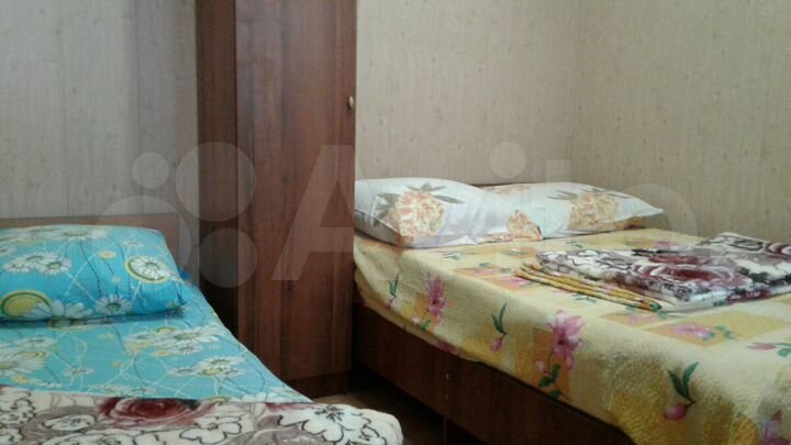 Комната 16 м² в 5-к., 1/1 эт.