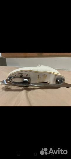 Фигурные коньки edea 220