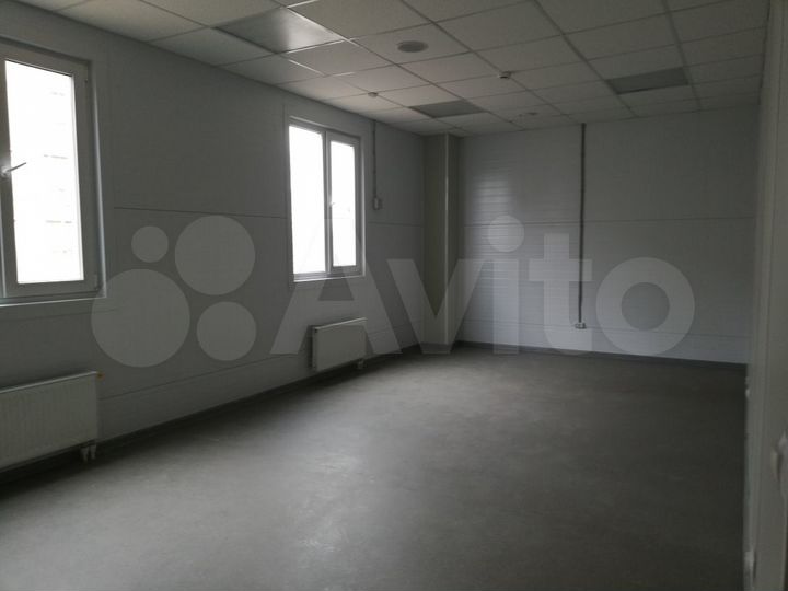 Производство/склад 2370 м², 800 кВт, краны 5 т