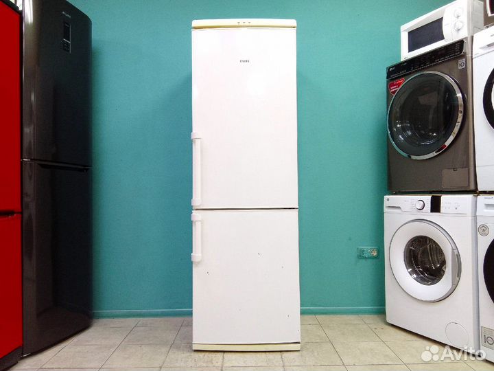 Холодильник б/у Vestel. На гарантии