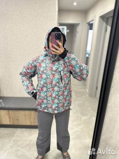 Горнолыжный костюм женский