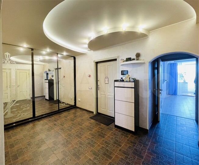 2-к. квартира, 68,4 м², 10/17 эт.