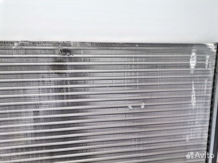 Радиатор основной для Volkswagen Golf 4 1J0121253N