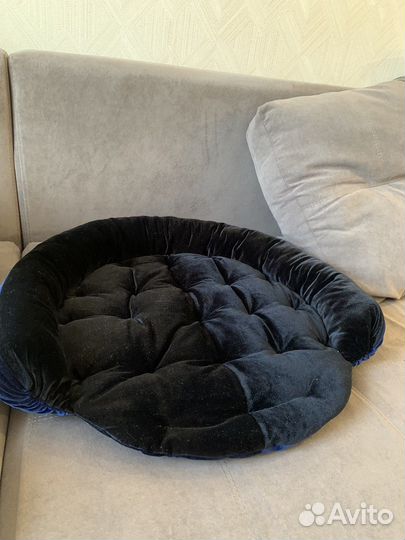 Лежанка для кошек новая