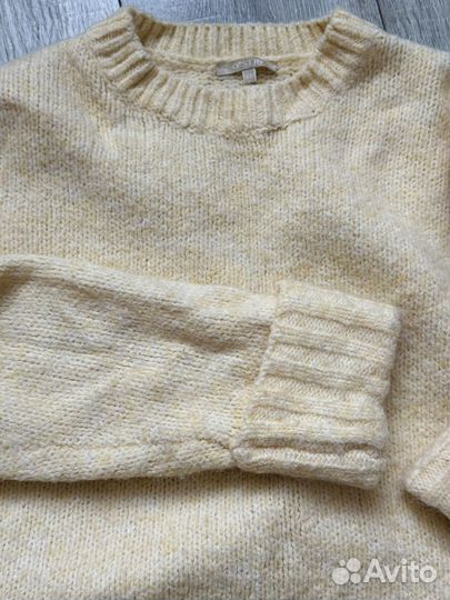 Свитер женский