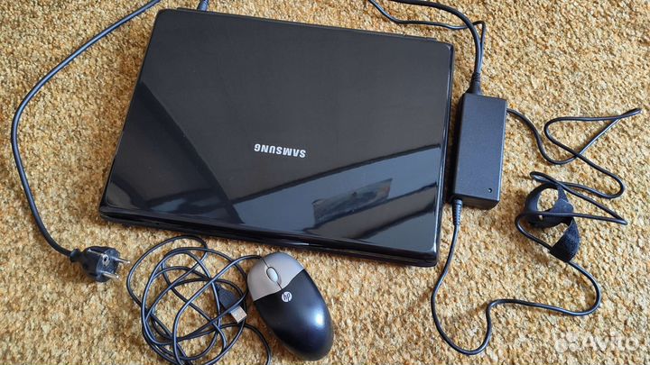 Ноутбук Samsung