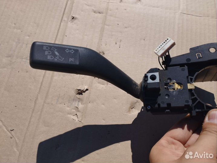 Подрулевой переключатель Volkswagen Golf 6