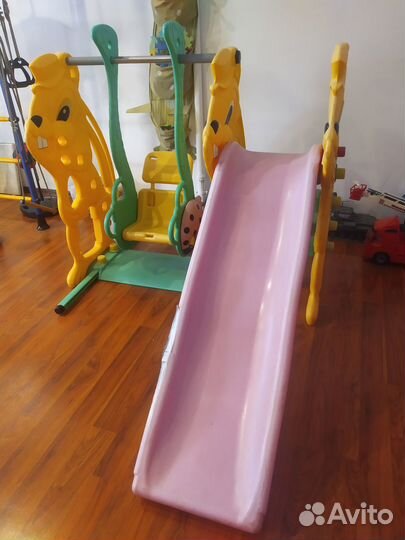 Детская горка с качелями бу