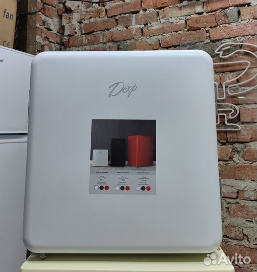 Компактный холодильник Dexp 47x47x49sm