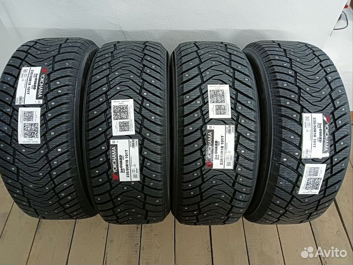 Yokohama IceGuard Stud IG65 235/50 R18