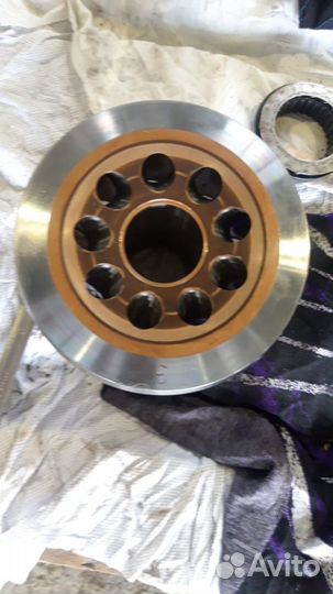 Главный насос экскаватора Liebherr R984C