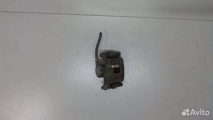 Суппорт Mitsubishi Outlander, 2006